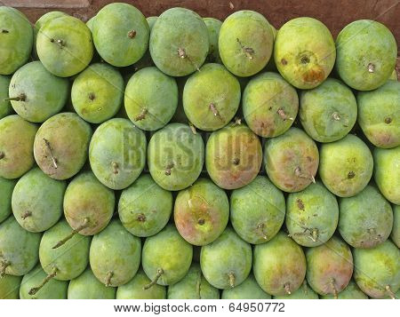 Alphonso Mangoes Arranged At Market For Sell