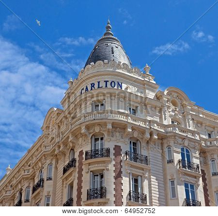 Cannes - Luxury Hotel Carlton