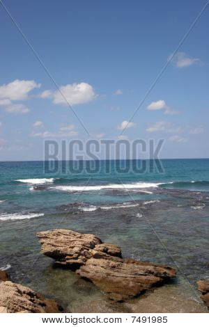 Nationalparken Cesarea på kysten af Middelhavet i Israel