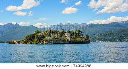 Islad Bella Maggiore Lake