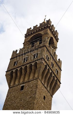 Low angle view of Torre d'Arnolfo, Palazzo Vecchio, Piazza della Signoria, Florence, Tuscany, Italy