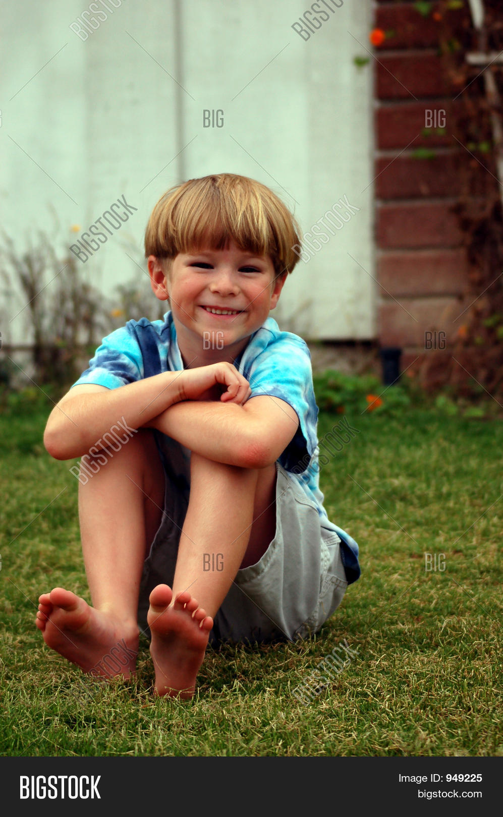 Boy Sitting Feet Image & Photo (Free Trial) | Bigstock