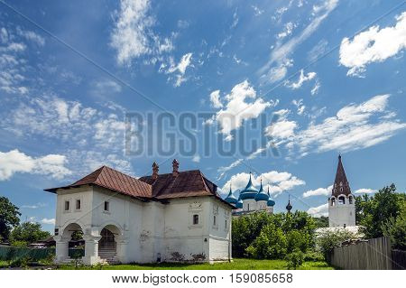 Gorokhovets Vladimir region. The house of the merchant Oparin on the river bank Klyazma