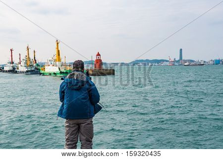 Close up of japanese fisherman fishing in mojiko town kitakyushu fukuoka japan.