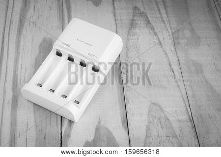 quick battery charger unit for charger on wooden