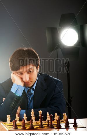 FIDE แกรนด์มาสเตอร์ Vugar Gashimov (อันดับโลก - 12) จากอาเซอร์ไบจาน