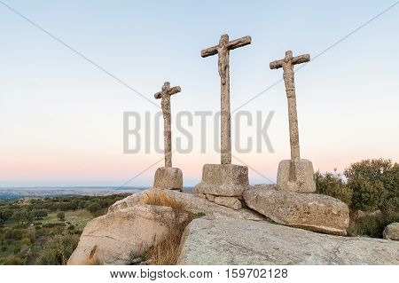 stones crossings to the high thing with sky fund to the evening