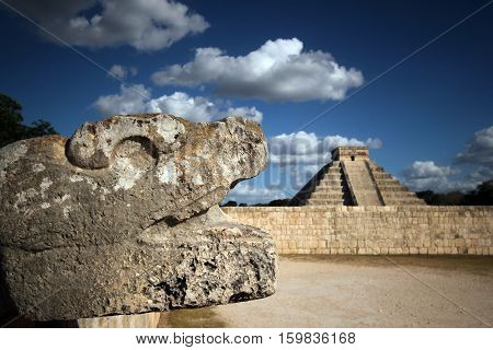 The Kukulkan Pyramid aka El Castillo in Ancient Mayan City Chichén Itzá. Yucatan Mexico