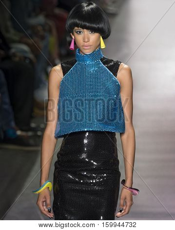 Jeremy Scott - Spring 2017 Collection