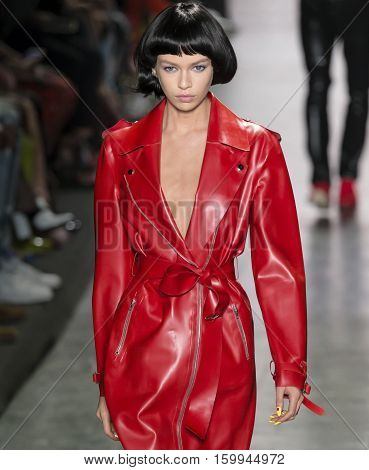 Jeremy Scott - Spring 2017 Collection