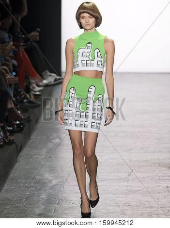 Jeremy Scott - Spring 2017 Collection