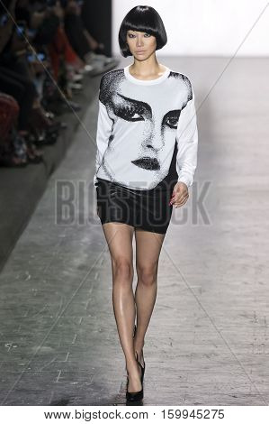 Jeremy Scott - Spring 2017 Collection