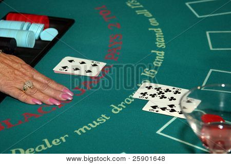 Black jack reproduciéndose delante de tus ojos
