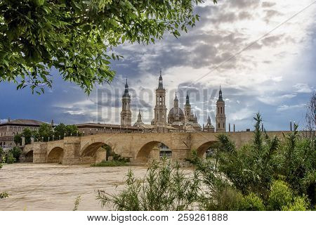 Saragosa And Basilica Of Our Lady Of The Pillar
