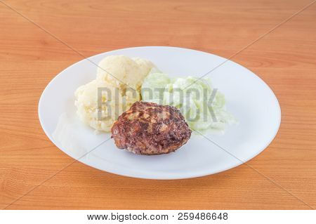 Polish Meatballs Knows In Poland As Kotlet Mielony For Dinner Kotlet Mielony With Mizeria And Mashed