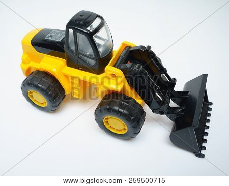 Toy Industrial Vehicle, Plastic Wheel Loader Excavator For Earth Moving Works At Construction Site, 