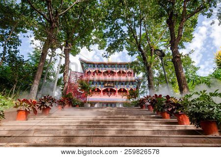 Yu Huang Ge temple at the top of the Hong Shan (Hongshan or Red Mountain) hill in Urumqi, Xinjiang, China