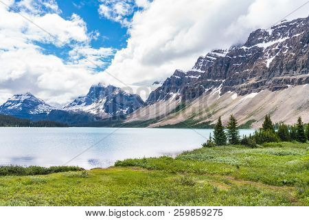Bow Lake Along The Icefields Parkway In Banff National Park, Alberta, Canada