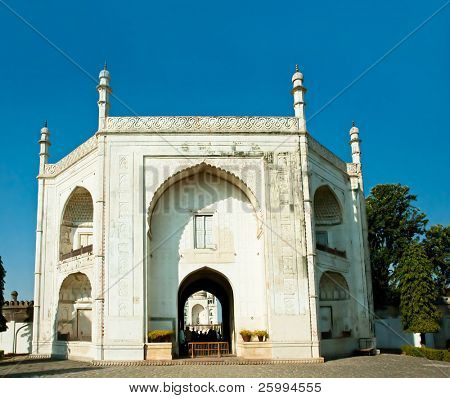 Indgangen i Bibi-ka-Maqbara, poor's mand Taj Mahal, Aurangabad, Maharshtra, Indien