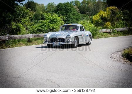 Pesaro Colle San Bartolo , Italy - May 17 - 2018 : Mercedes-benz 300 Sl CoupÉ (w198) 1955 On An Old 