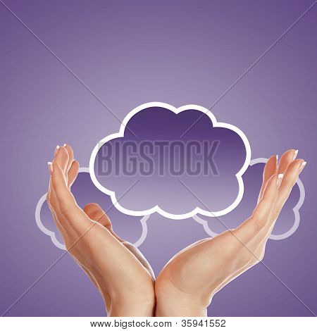 Hand med cloud computing symbol