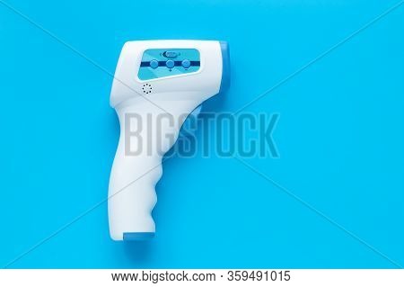 Thermometer Gun For Measuring Temperature. Infrared Non Contact Electronic Thermometer, Covid-19 Tes