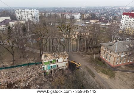 Destruction Of A Non-residential Brick Apartment Building
