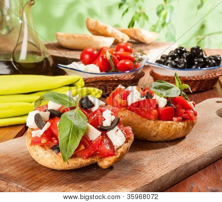 Frisella Con Pomodoro - Frisella tomat
