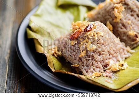 Traditional Northern Thai Food (khao Kan Chin), Steamed Pudding With Rice, Rice Mixed With Pork Bloo