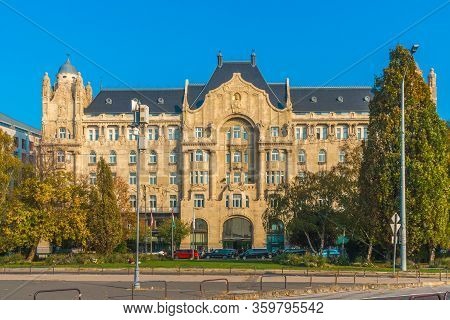 Budapest, Hungary - November 11, 2018: The Old Building Of The Gresham Palace In Budapest