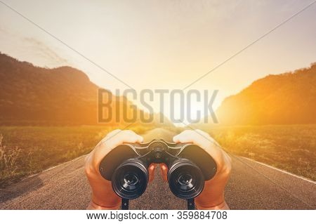 Outdoor Long Distance Glasses With Backpack. Binoculars For Bird Watching. Travel And Hiking Trail I