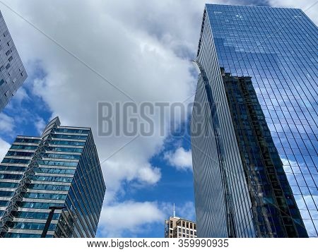 Atlanta, Ga/usa-3/21/20:  Condominiums And Corporate Buildings In The Buckhead District Of Atlanta, 