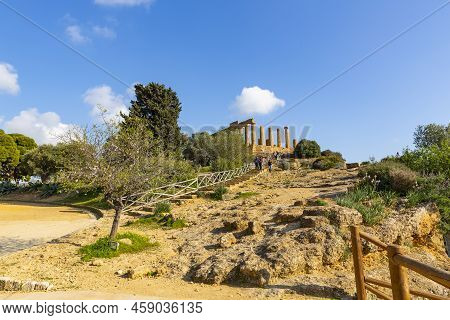 Temple Of Hera Lacinia, Juno, In The Valley Of The Temples In Agrigento