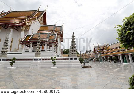 Wat Suthat Thepwararam