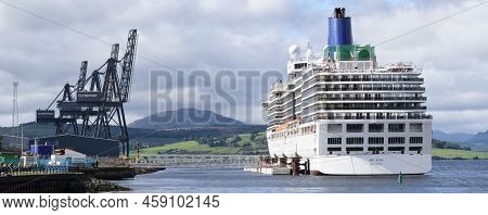 Greenock, Scotland, Uk, July 30th 2022, Arcadia Hamilton Passenger Ship During Cruise With Tourists 