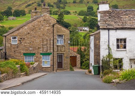 Dent, Cumbria, Uk -12 August 2018: Facade Of A Stone Building In The Village Of Dent In The Yorkshir