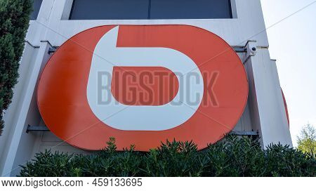 Bordeaux , Aquitaine  France - 07 28 2022 : Boulanger Orange Sign Text And Brand Logo Facade Shop Fr