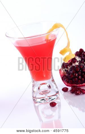 Granaattiomena Martini - suosituin cocktaileja sarja