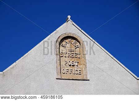 Weston-super-mare, Uk - July 29, 2022: A Three-dimensional Ghost Sign Marking The Former Site Of Bak