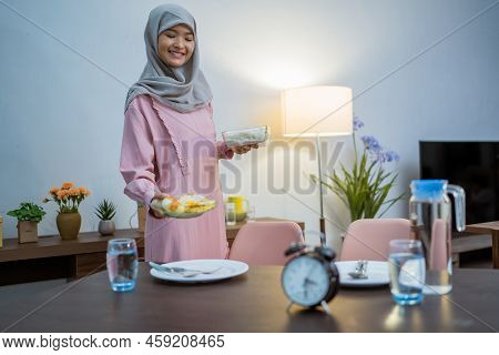 Muslim Woman Wake Up Early To Have A Morning Breakfast