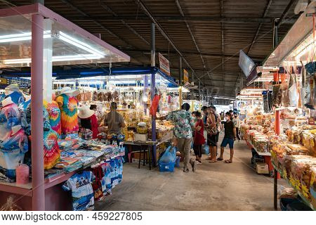 Rayong Province, Thailand - 10 Apr 2022, Environment Of Souvenir And Local Food Shop, It's Retail Ar