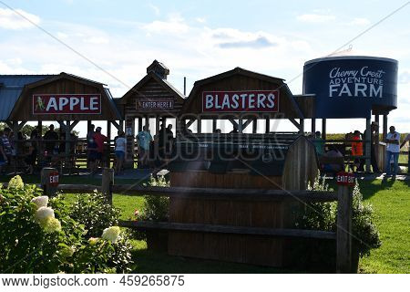 Ronks Pa - Sep 4: Cherry Crest Adventure Farm In Ronks, Pennsylvania, As Seen On Sep 4, 2021.