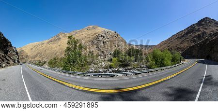 Scenic Panorama Of Landscape In Bakersfield Along The Kern River Valley To Sequoia Forest , Usa