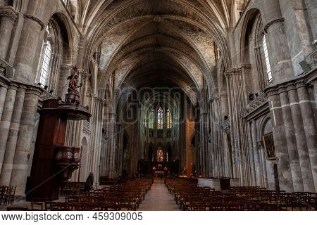Bordeaux, France - February 25, 2022: Interior Of The Bordeaux Cathedral (cathedrale Saint Andre) Wi
