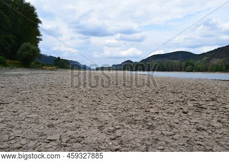 Endless Beach At The Low Water Level Rhine