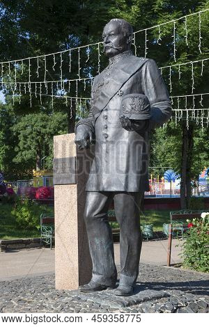 Smolensk, Russia - July 05, 2021: Monument To The Governor Of Smolensk Of Alexander Grigoryevich Lop