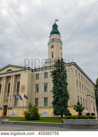 Drohobych, Ukraine - May, 2022: Town Hall Of Drohobych On Market Square. Drohobych Is A City Of Regi