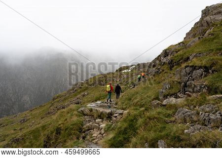 Pyg Miners Track Snowdonia Mountain Snowdonia National Park North Wales People Hiking Rambling