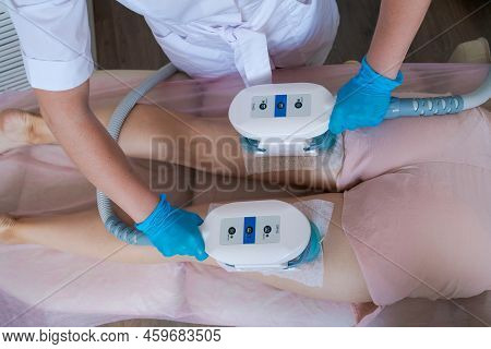 Cryolipolysis. Hardware Cosmetology. Body Care. Non Surgical Sculptures. Body Contouring Treatment, 