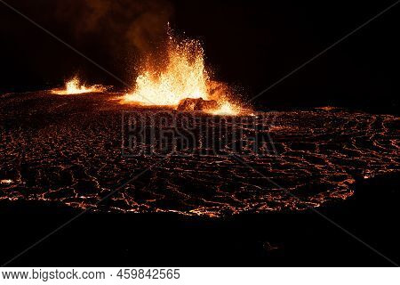Meradalir Eruption Of Fagradalsfjall Volcano In Iceland 2022